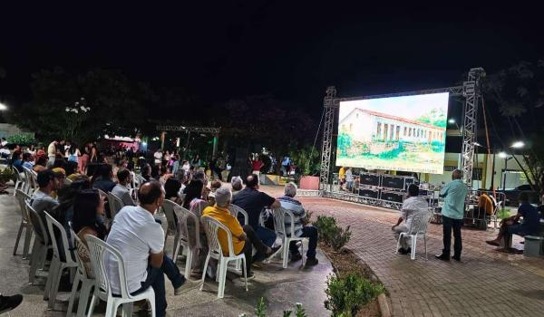 Imagens da ANIVERSÁRIO DE 67 ANOS DE BARRA DO MENDES É COMEMORADO COM FESTA CÍVICA