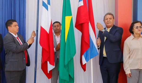 Imagens da ANIVERSÁRIO DE 67 ANOS DE BARRA DO MENDES É COMEMORADO COM FESTA CÍVICA