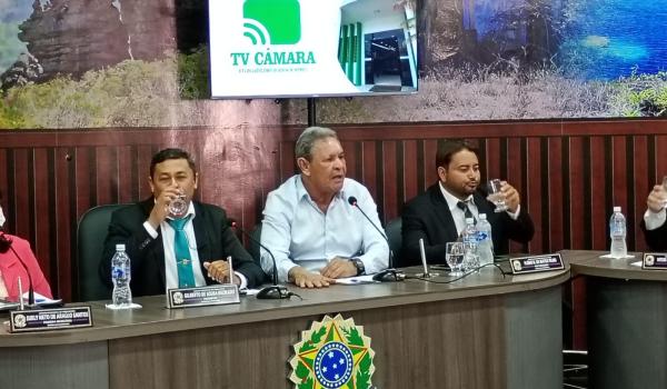 CÂMARA DE VEREADORES DE BARRA DO MENDES INAUGURA A TV CÂMARA Imagens da CÂMARA DE VEREADORES DE BARRA DO MENDES INAUGURA A TV CÂMARA