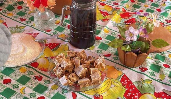 Imagens da ESCOLA MÁRCIA REALIZA A PRIMEIRA FEIRA GASTRONÔMICA 