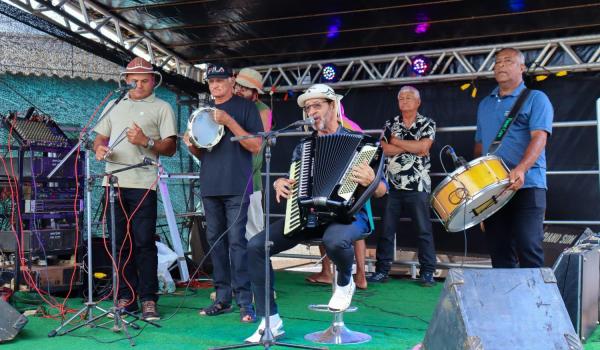 Imagens da FEIRA DA ECONOMIA SOLIDÁRIA SERRANA EM MINAS DO ESPÍRITO SANTO