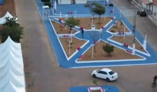Imagens da PRAÇA NOSSA SENHORA DE FÁTIMA TOTALMENTE REQUALIFICADA