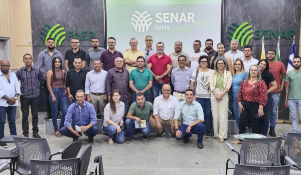 Imagens da SECRETARIAS DE AGRICULTURA E MEIO AMBIENTE REALIZAM REUNIÃO COM O SENAR