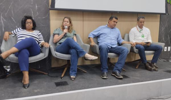 Imagens da SECRETÁRIOS DO MEIO AMBIENTE E DA AGRICULTURA PARTICIPAM DE REUNIÃO COM O INEMA