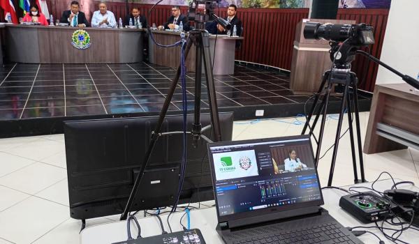 CÂMARA DE VEREADORES DE BARRA DO MENDES INAUGURA A TV...