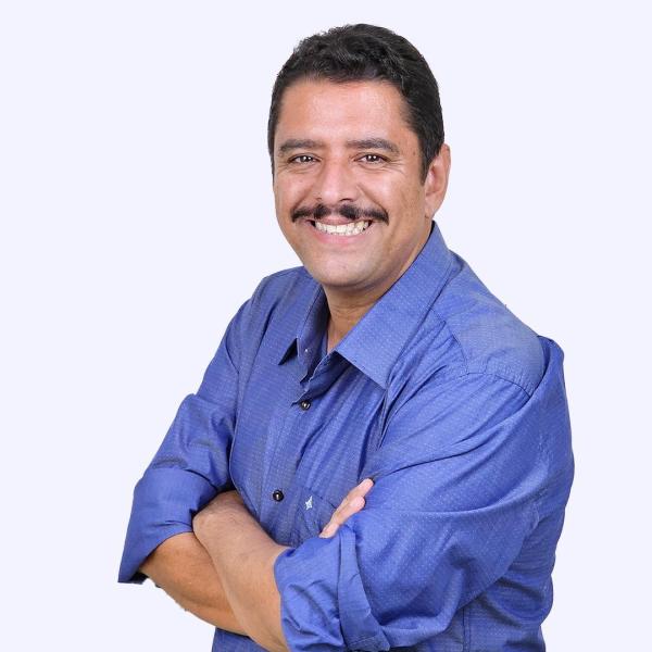 Liandro  Antiques Manoel