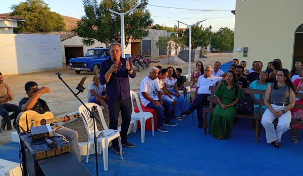 PREFEITO DR. NÉU PARTICIPA DOS FESTEJOS DA PADROEIRA DE BARRINHA...