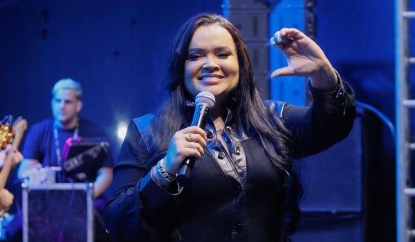 QUEIMADA DO MENDES REALIZA A MAIOR FESTA DA SUA HISTÓRIA...