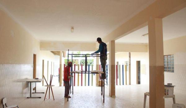 REFORMA NAS ESCOLAS DO MUNICÍPIO REFORMA NAS ESCOLAS DO MUNICÍPIO