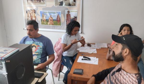 SECRETARIA PROMOVE PROSPECÇÃO DE PROPOSTAS E  ATUALIZAÇÃO DO CADASTRO DO AGRICULTOR
