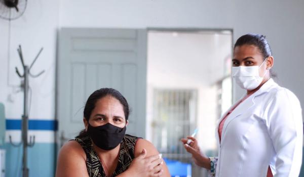 VACINAÇÃO CONTRA A GRIPE VACINAÇÃO CONTRA A GRIPE
